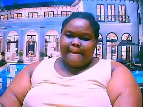 Snapshot of EbonyHotBuns chatting on 14, 10, 2025 EbonyHotBuns online show from 14, 10, 2025