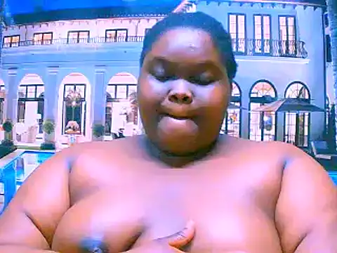 Snapshot of EbonyHotBuns chatting on 16, 10, 2025 EbonyHotBuns online show from 16, 10, 2025