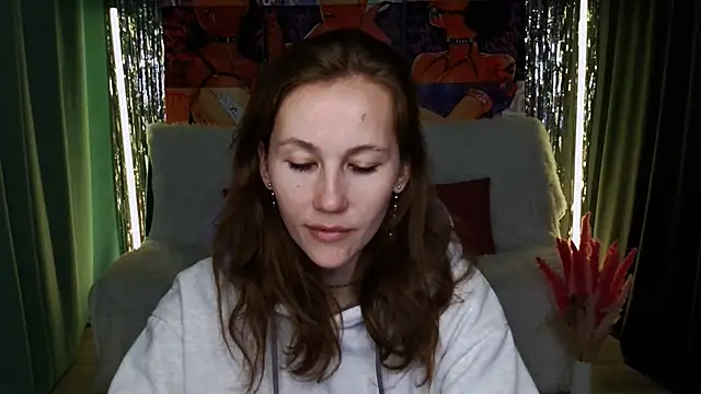 MichelleOrtis online show from 6, 2, 2025