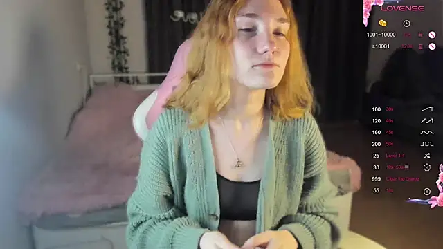 ReddHotPipper online show from 12, 12, 2024