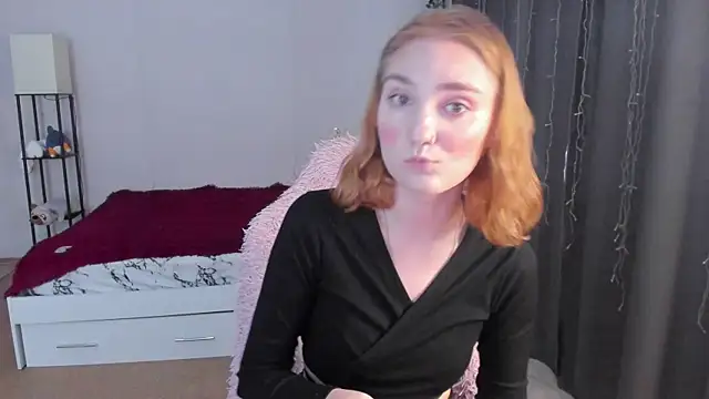 ReddHotPipper online show from 28, 9, 2025