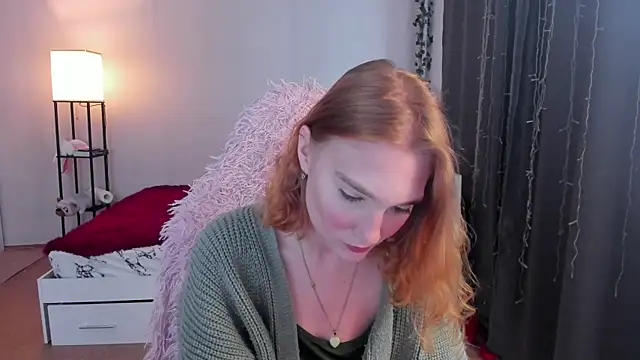 ReddHotPipper online show from 5, 10, 2025