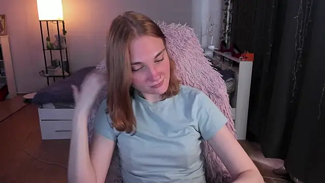 ReddHotPipper online show from 6, 4, 2026