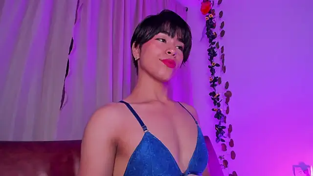 Snapshot of Little_michell chatting on 29, 9, 2025 Little michell online show from 29, 9, 2025