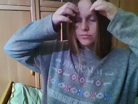 Snapshot of Evasapples chatting on 15, 12, 2024 Evasapples online show from 15, 12, 2024