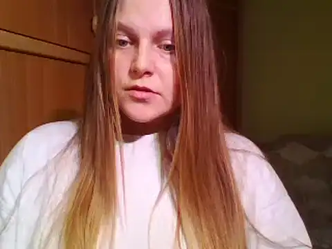 Snapshot of Evasapples chatting on 22, 12, 2024 Evasapples online show from 22, 12, 2024