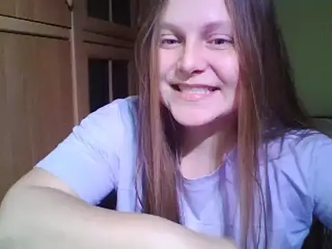 Snapshot of Evasapples chatting on 23, 12, 2024 Evasapples online show from 23, 12, 2024