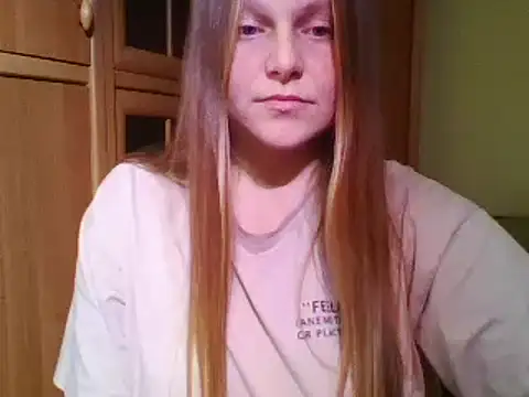 Snapshot of Evasapples chatting on 25, 1, 2025 Evasapples online show from 25, 1, 2025