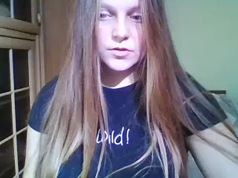 Snapshot of Evasapples chatting on 28, 1, 2025 Evasapples online show from 28, 1, 2025