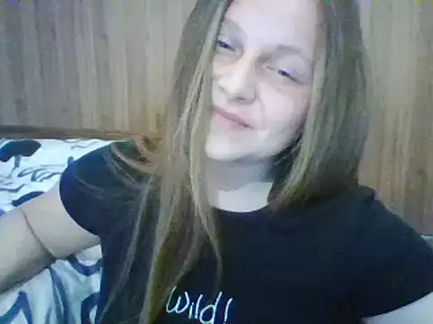 Snapshot of Evasapples chatting on 26, 2, 2025 Evasapples online show from 26, 2, 2025