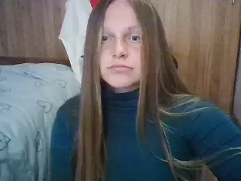 Snapshot of Evasapples chatting on 6, 3, 2025 Evasapples online show from 6, 3, 2025