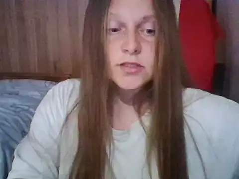 Snapshot of Evasapples chatting on 13, 3, 2025 Evasapples online show from 13, 3, 2025