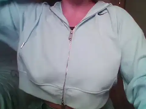 Snapshot of Evasapples chatting on 23, 9, 2025 Evasapples online show from 23, 9, 2025