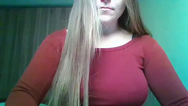 Snapshot of Evasapples chatting on 14, 11, 2025 Evasapples online show from 14, 11, 2025