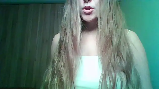 Snapshot of Evasapples chatting on 26, 11, 2025 Evasapples online show from 26, 11, 2025