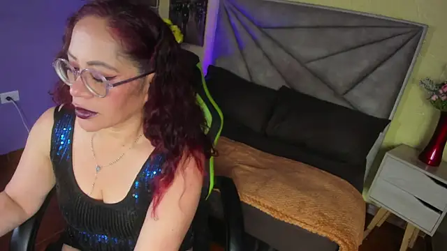 Snapshot of maria_paulac chatting on 9, 9, 2025 maria paulac online show from 9, 9, 2025