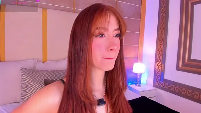 Snapshot of AbigailCarter chatting on 3, 10, 2025 AbigailCarter online show from 3, 10, 2025