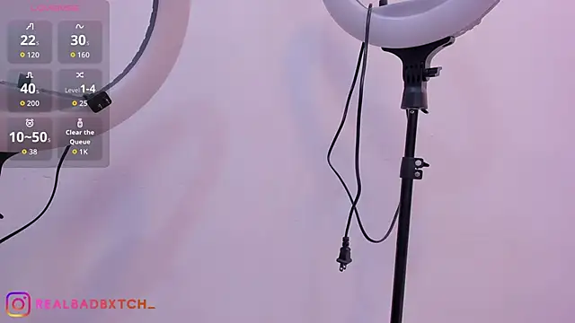 Snapshot of Realbadbxtch chatting on 13, 2, 2026 Realbadbxtch online show from 13, 2, 2026