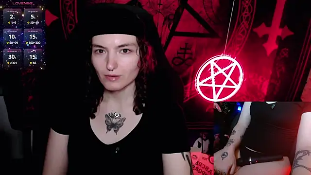 Snapshot of BrandiWRLD_999 chatting on 25, 10, 2025 BrandiWRLD 999 online show from 25, 10, 2025