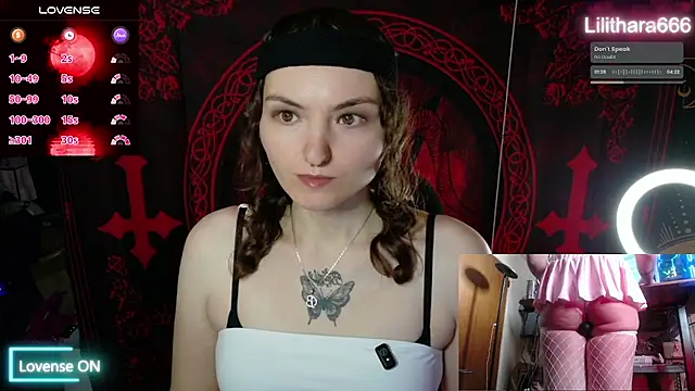 Snapshot of BrandiWRLD_999 chatting on 21, 11, 2025 BrandiWRLD 999 online show from 21, 11, 2025