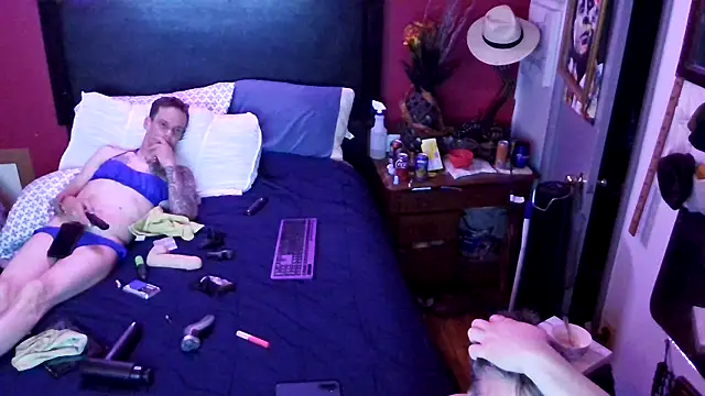 Snapshot of mickdenim chatting on 4, 4, 2026 mickdenim online show from 4, 4, 2026