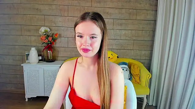 MilanaBalmain online show from 24, 2, 2025