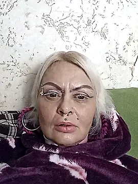 Gardener of Illusions online show from 6, 11, 2025