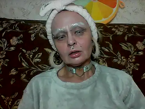 Gardener of Illusions online show from 17, 5, 2026