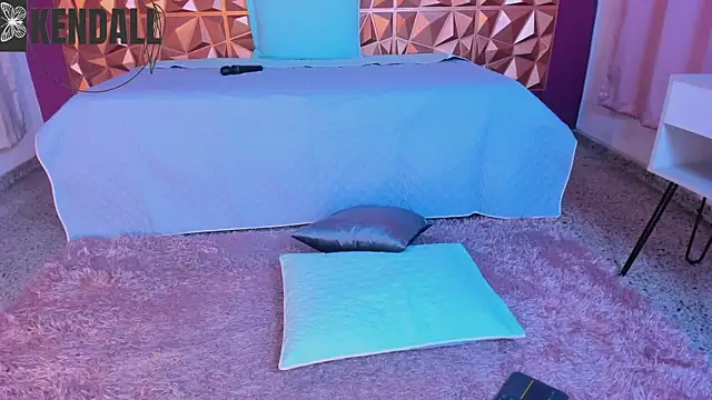 keendaall online show from 31, 12, 2024