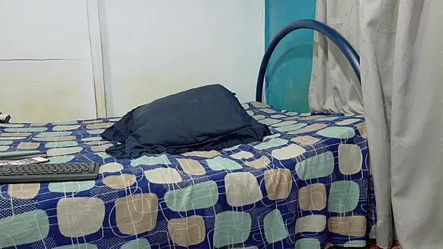 Snapshot of zackmontieel chatting on 19, 12, 2025 zackmontieel online show from 19, 12, 2025