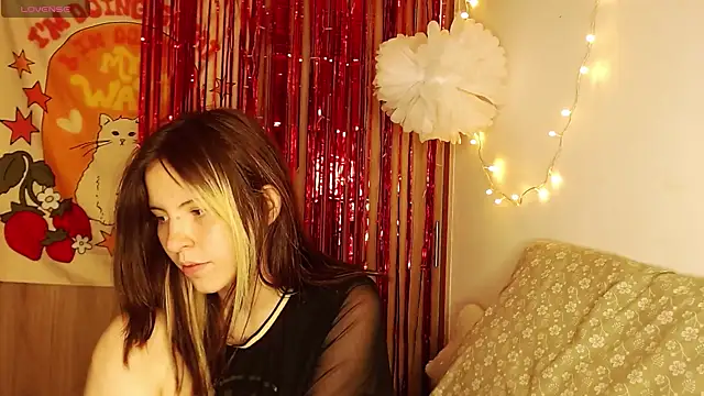 cherrybom969 online show from 22, 12, 2024