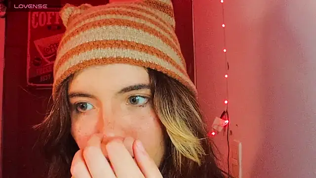 cherrybom969 online show from 13, 3, 2025