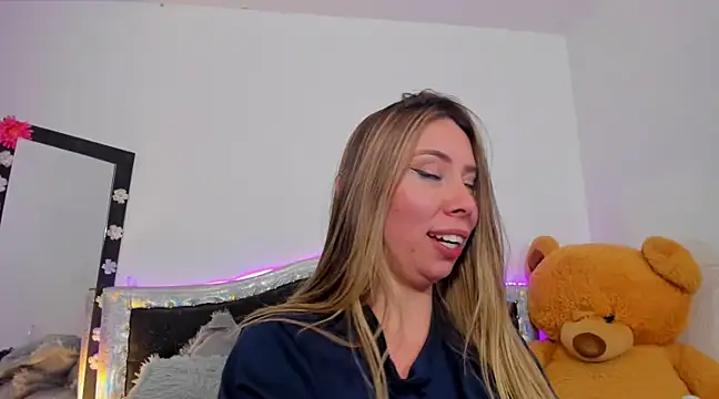 JanneKim online show from 12, 2, 2025