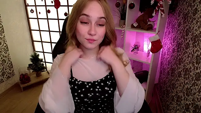 Snapshot of LianaBright chatting on 16, 1, 2025 LianaBright online show from 16, 1, 2025
