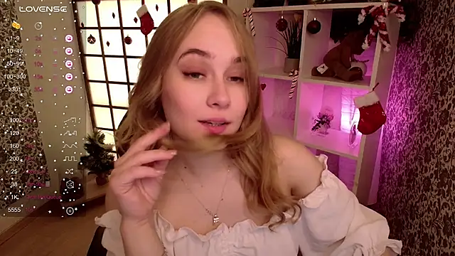 Snapshot of LianaBright chatting on 17, 1, 2025 LianaBright online show from 17, 1, 2025