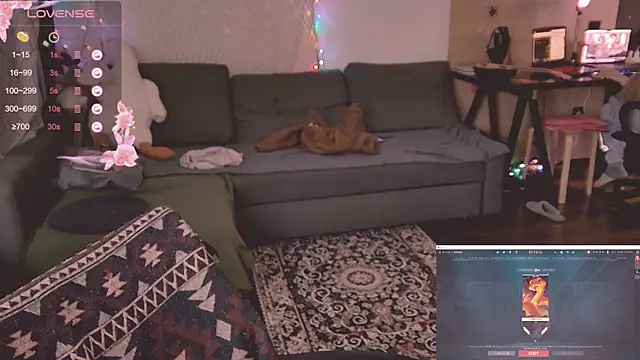 valorant girl online show from 3, 3, 2025