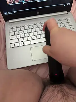 Snapshot of yourcutesarah chatting on 4, 11, 2025 yourcutesarah online show from 4, 11, 2025