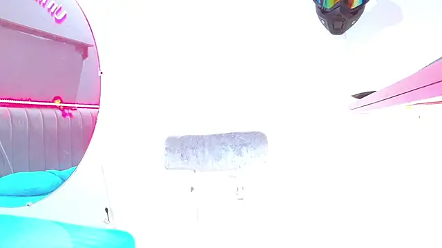 minimi naty online show from 18, 1, 2025