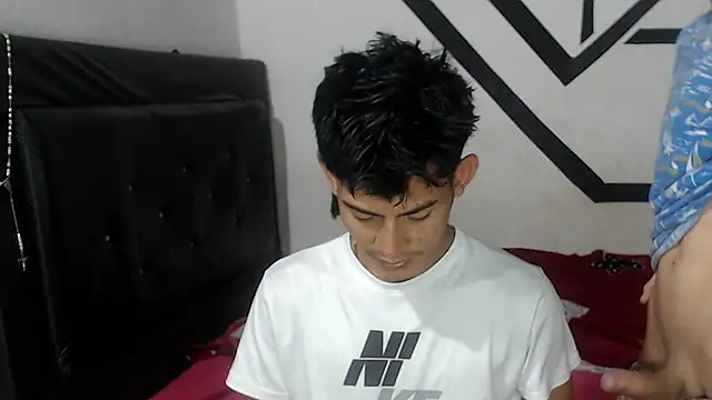 Snapshot of badssboys_always chatting on 17, 1, 2025 badssboys always online show from 17, 1, 2025