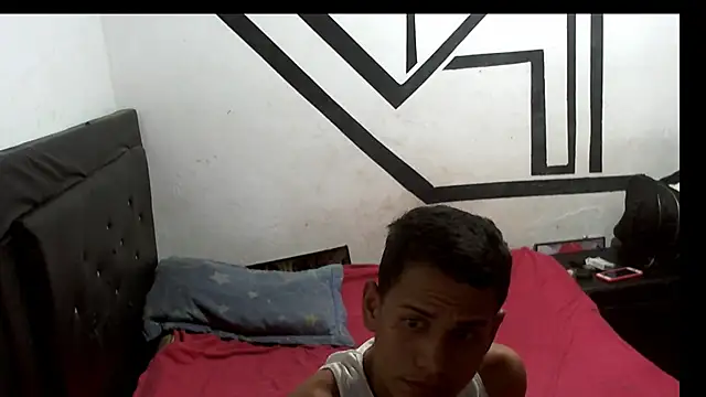 Snapshot of badssboys_always chatting on 27, 1, 2025 badssboys always online show from 27, 1, 2025