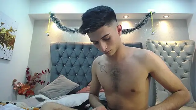 Snapshot of MrWilliseo chatting on 23, 12, 2024 MrWilliseo online show from 23, 12, 2024