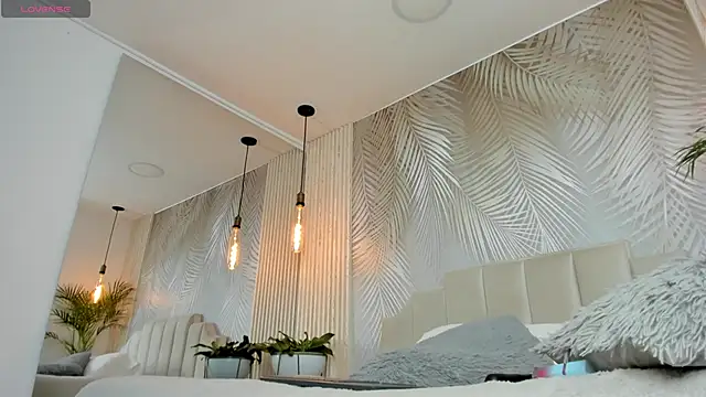 Snapshot of RousseAngel chatting on 13, 12, 2024 RousseAngel online show from 13, 12, 2024