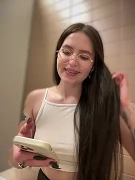 Snapshot of meow_girl chatting on 25, 1, 2025 meow girl online show from 25, 1, 2025
