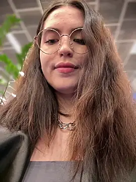 meow girl online show from 7, 11, 2025