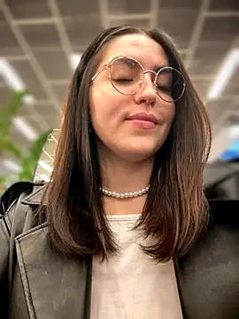 meow girl online show from 26, 11, 2025