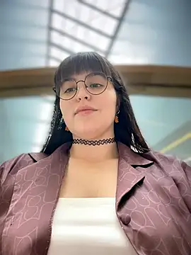 Snapshot of meow_girl chatting on 14, 7, 2026 meow girl online show from 14, 7, 2026