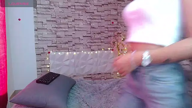 Vanse lust online show from 4, 2, 2025