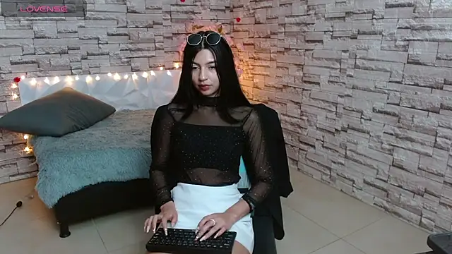 Vanse lust online show from 8, 3, 2025