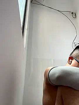 lixiaoshuai8 online show from 20, 10, 2025