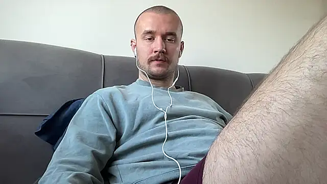 Snapshot of cute_mark chatting on 22, 12, 2024 cute mark online show from 22, 12, 2024